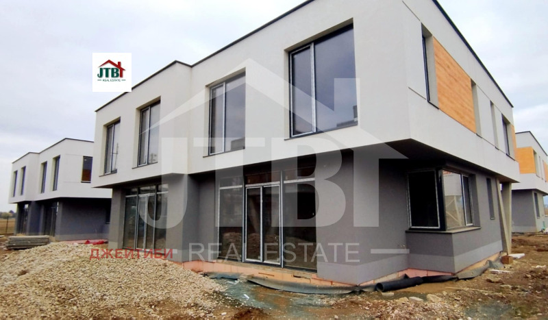 Продава КЪЩА, гр. Елин Пелин, област София област