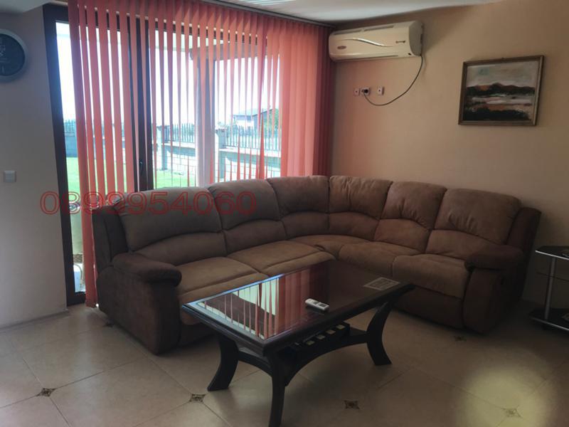 Продава ВИЛА, с. Топола, област Добрич, снимка 13 - Вили - 52863599