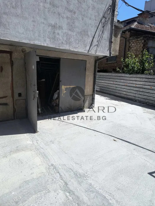 Продава  Гараж, паркомясто, град Пловдив, Кършияка • 35 699 EUR • ID 90347385 — holmes.bg - [1] 