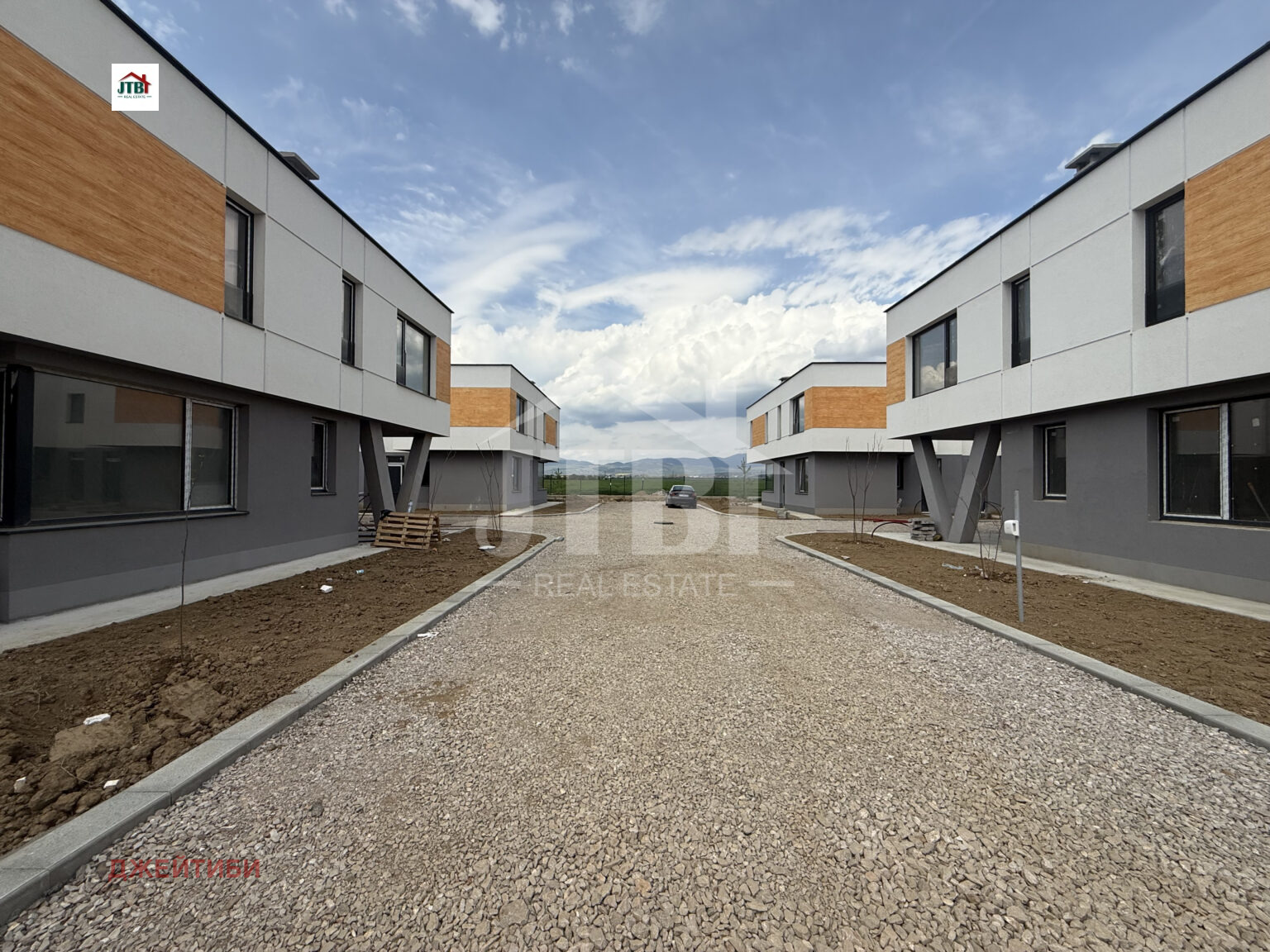 Продава КЪЩА, гр. Елин Пелин, област София област, снимка 2 - Къщи - 53398184