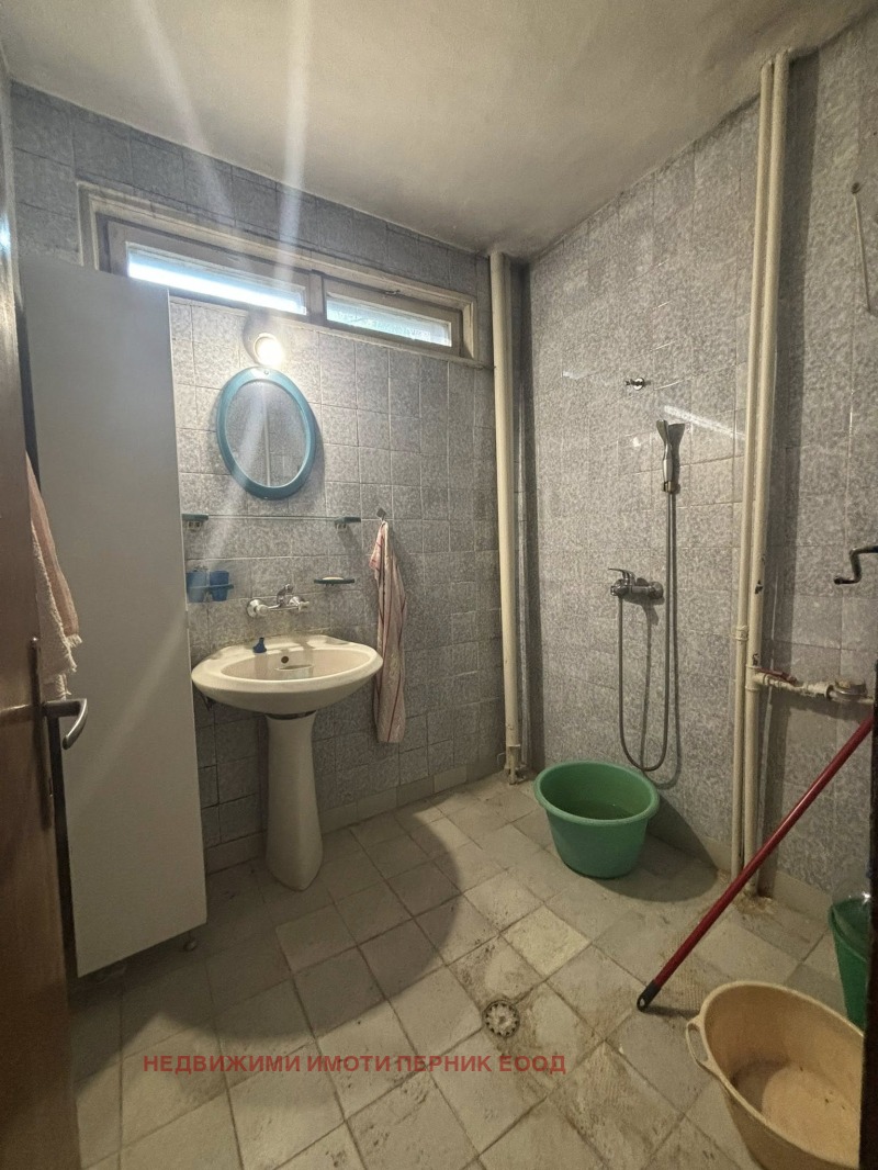 Продава  3-стаен град Перник , Център , 102 кв.м | 59180597 - изображение [14]