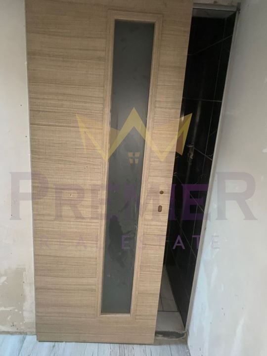 Продава АТЕЛИЕ, ТАВАН, гр. Варна, Колхозен пазар, снимка 2 - Апартаменти - 52872010