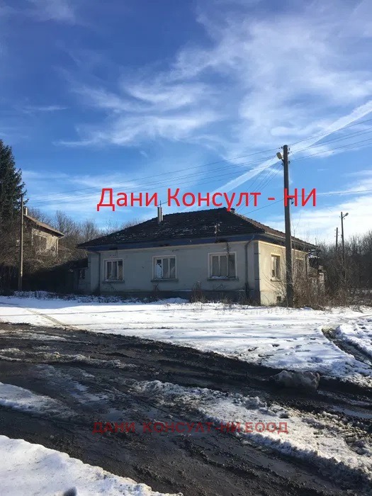 Продава  Къща област Велико Търново , с. Николаево , 120 кв.м | 48908301 - изображение [3]