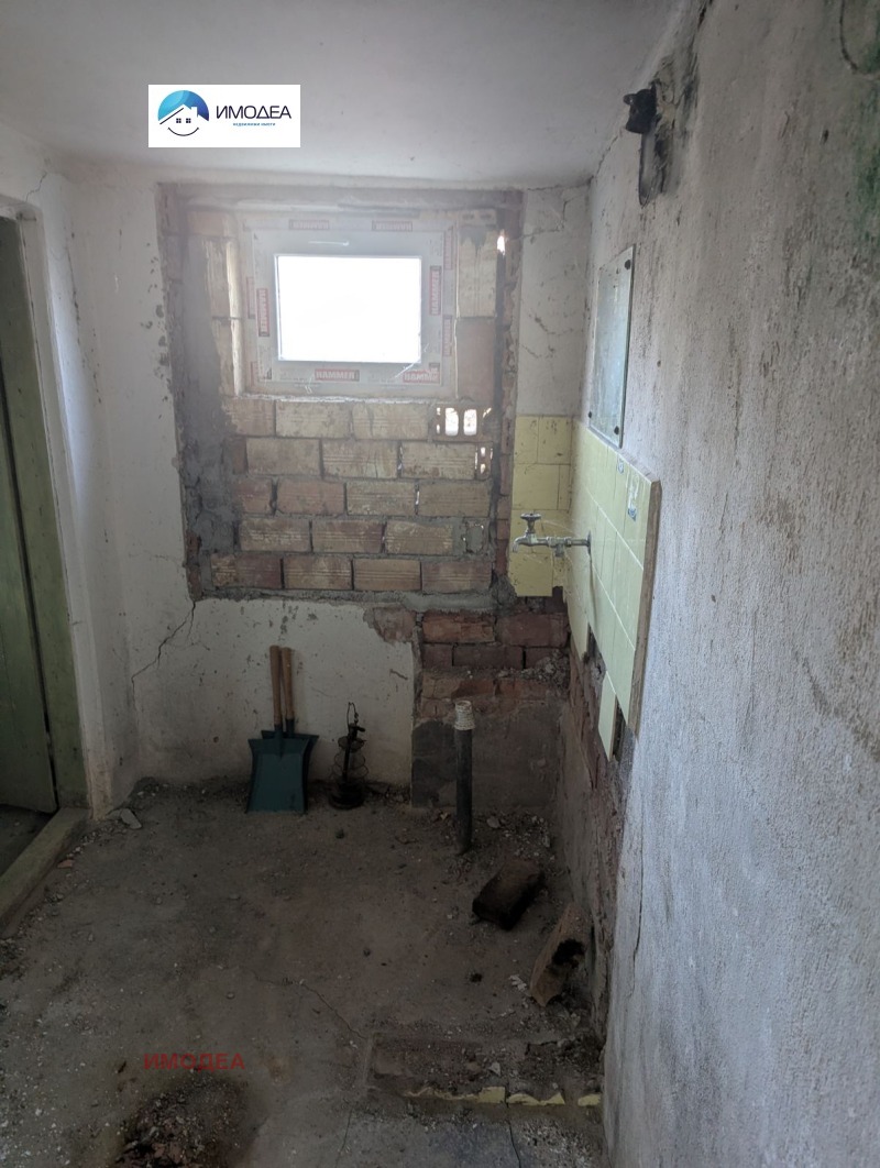 Продава КЪЩА, с. Добромирка, област Габрово, снимка 6 - Къщи - 52656379