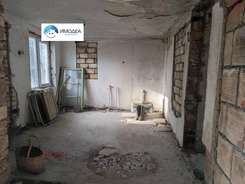 Продава КЪЩА, с. Добромирка, област Габрово, снимка 4 - Къщи - 52656379