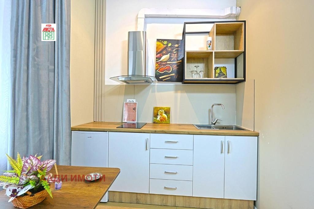 Продава 3-СТАЕН, гр. Пловдив, Център, снимка 5 - Апартаменти - 54167881