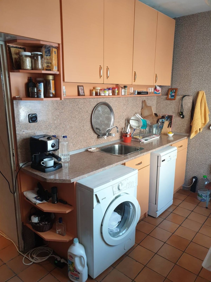 Zu verkaufen  1 Schlafzimmer Pernik , Iztok , 67 qm | 21166078 - Bild [4]