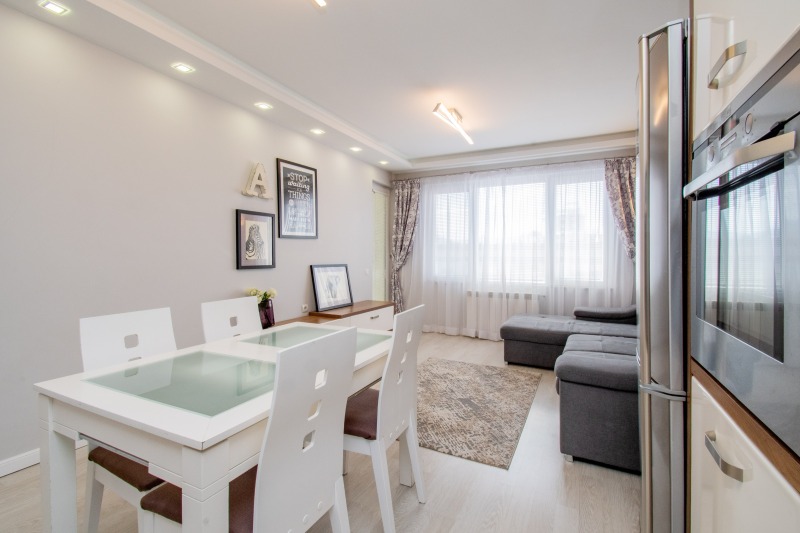 De vânzare  2 dormitoare Sofia , Crâstova vada , 108 mp | 28767482 - imagine [11]