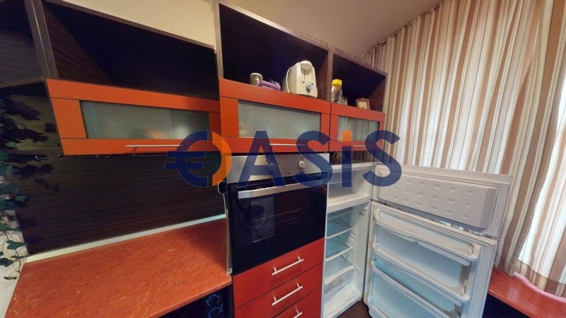 Продава КЪЩА, с. Кошарица, област Бургас, снимка 2 - Къщи - 52163943