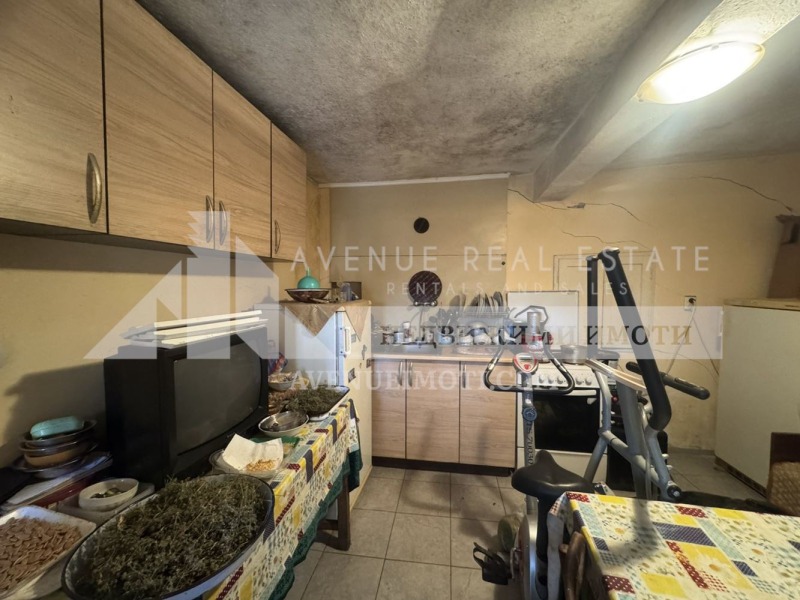 Продава КЪЩА, с. Калугерово, област Пазарджик, снимка 16 - Къщи - 52849536
