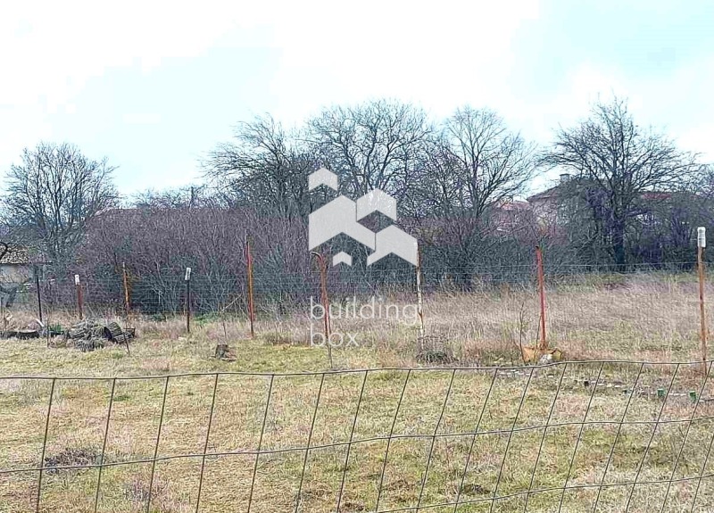 In vendita  Complotto regione Varna , Kichevo , 920 mq | 88990165