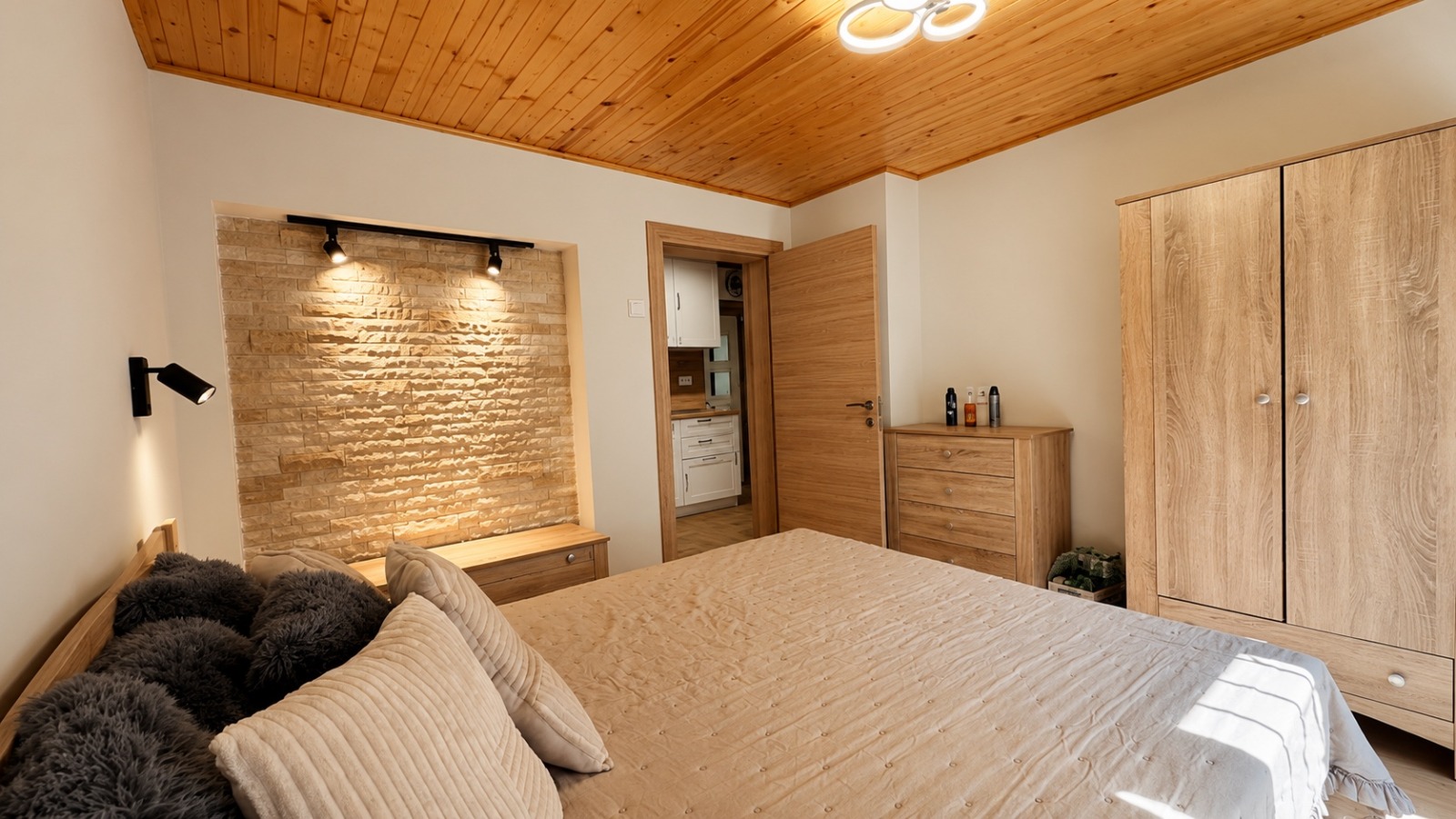 Продава КЪЩА, гр. Мъглиж, област Стара Загора, снимка 15 - Къщи - 56111283