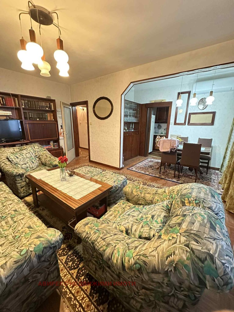 Продава 3-СТАЕН в град Пловдив, Тракия - 90 кв.м / 138 000 € » 269 904.54 лв., АВИРЕКС НЕДВИЖИМИ ИМОТИ