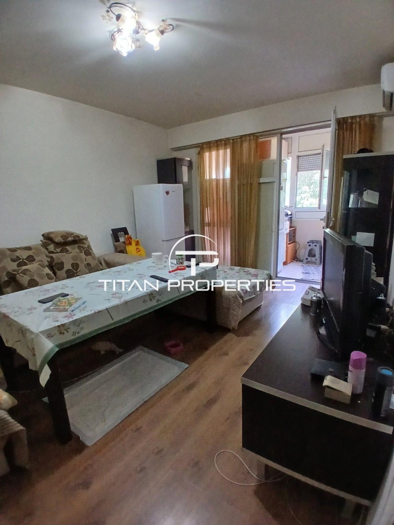 En venta  1 dormitorio Plovdiv , Kyuchuk Parizh , 50 metros cuadrados | 40610586
