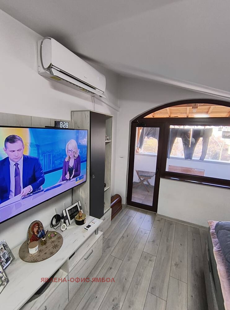 Продава  2-стаен град Ямбол , Боровец , 73 кв.м | 66714489 - изображение [3]