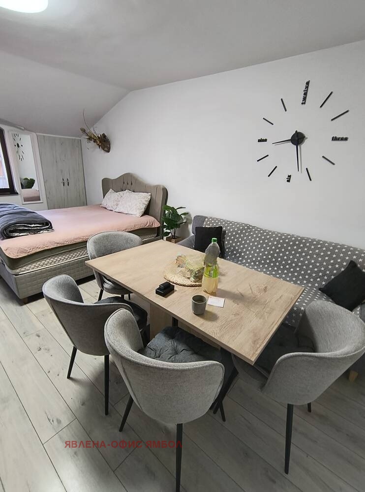 Продава  2-стаен град Ямбол , Боровец , 73 кв.м | 66714489 - изображение [2]