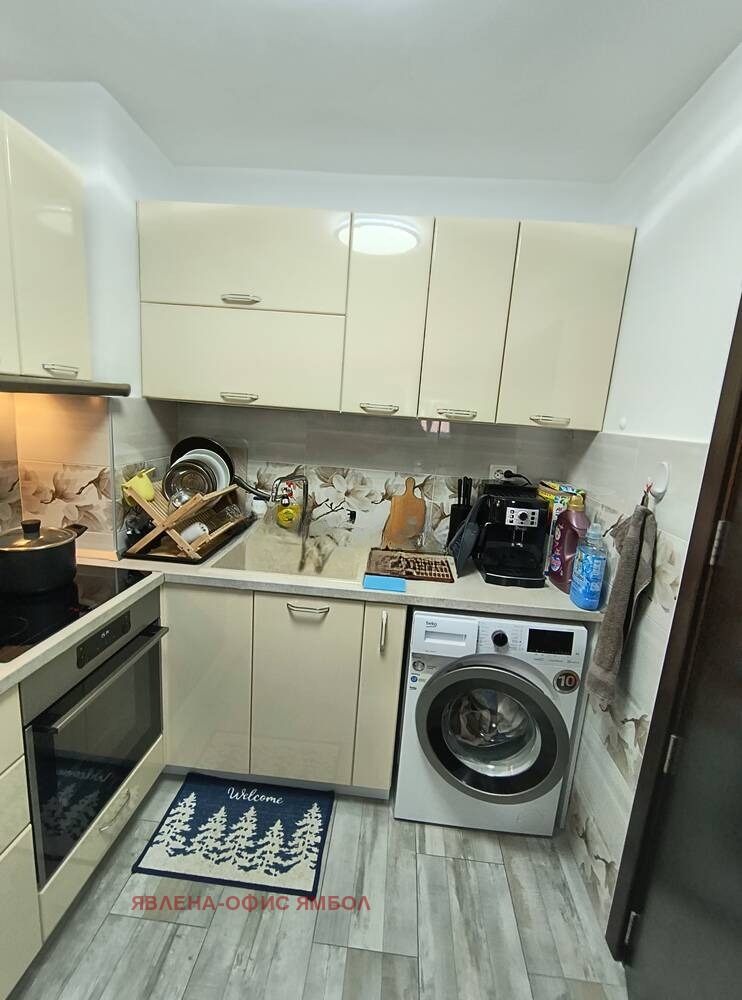 Продава  2-стаен град Ямбол , Боровец , 73 кв.м | 66714489 - изображение [7]
