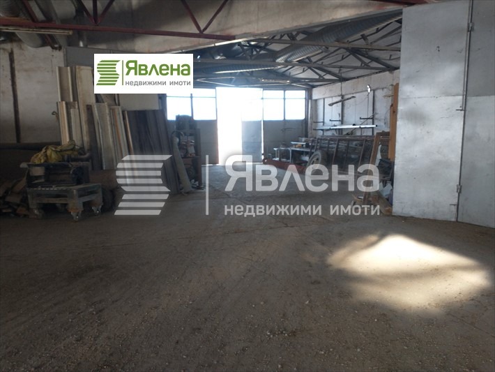 Продава  Пром. помещение област София , с. Литаково , 10000 кв.м | 59492518 - изображение [4]