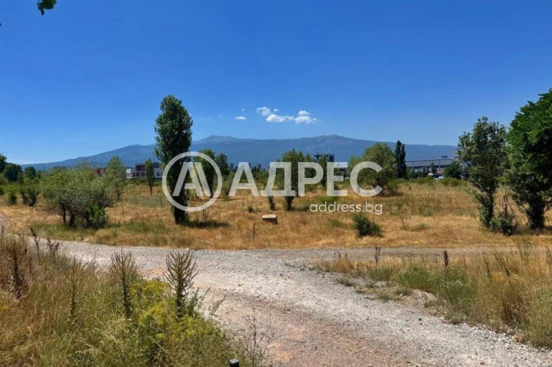 Na prodej  Spiknutí Sofia , Letište Sofia , 13000 m2 | 18075855 - obraz [2]