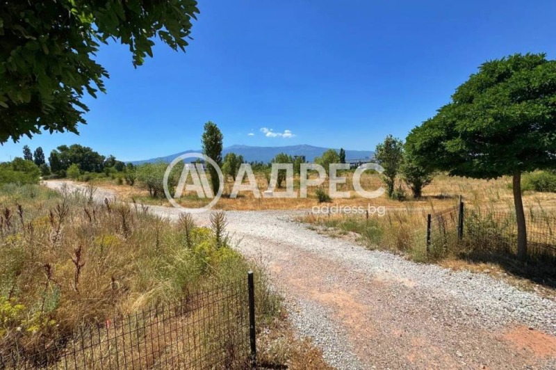 Na prodej  Spiknutí Sofia , Letište Sofia , 13000 m2 | 18075855