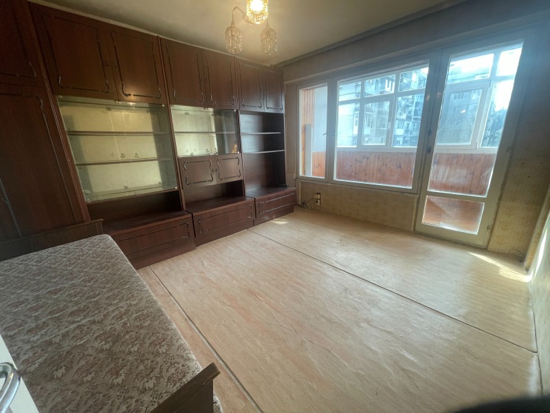 Продава  1-стаен град Русе , Здравец Изток , 40 кв.м | 92851180 - изображение [2]