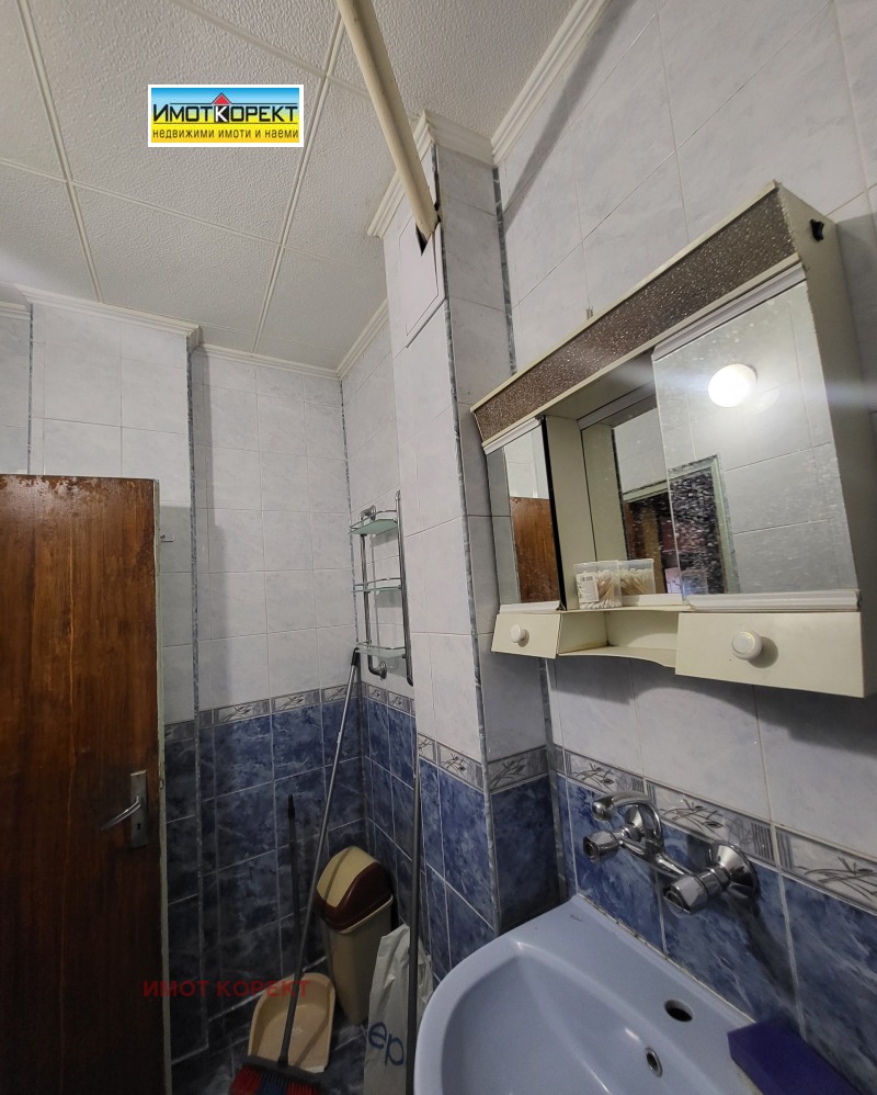 Продаја  2 спаваће собе Пазарджик , Центар , 85 м2 | 73389657 - слика [15]
