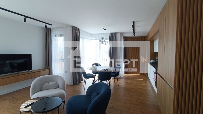 Продава МНОГОСТАЕН, град Пловдив, Каменица 2 • 290000 € / 567190.70 лв. • 72600467 1