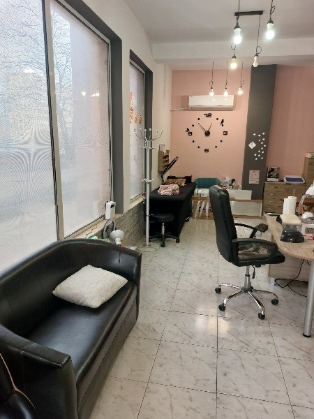 Til salg  Butik Burgas , Meden rudnik - zona B , 43 kvm | 23301224