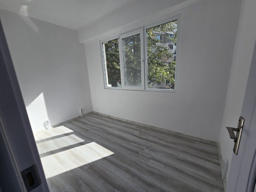 Продава 2-СТАЕН, гр. Шумен, Добруджански, снимка 4 - Апартаменти - 56475572