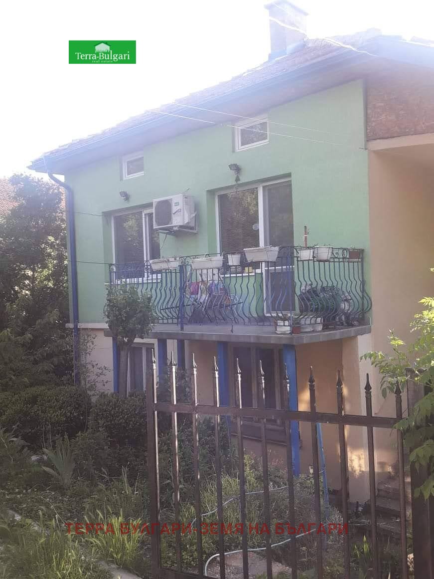 Продава КЪЩА, гр. Перник, Църква, снимка 2 - Къщи - 47590190