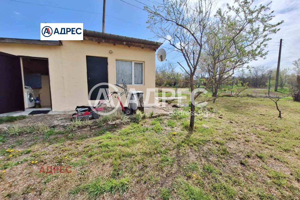 Продава КЪЩА, с. Щипско, област Варна