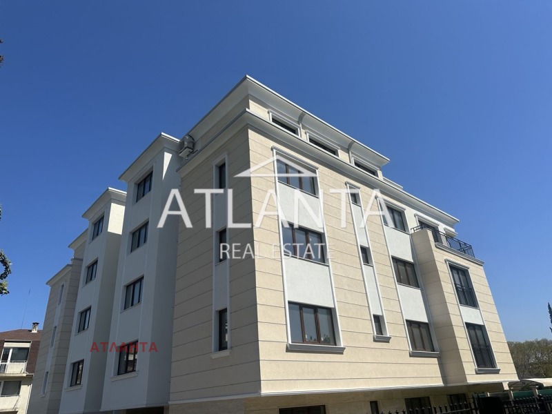 Продава  3-стаен град Варна , к.к. Св.Св. Константин и Елена , 100 кв.м | 55542489