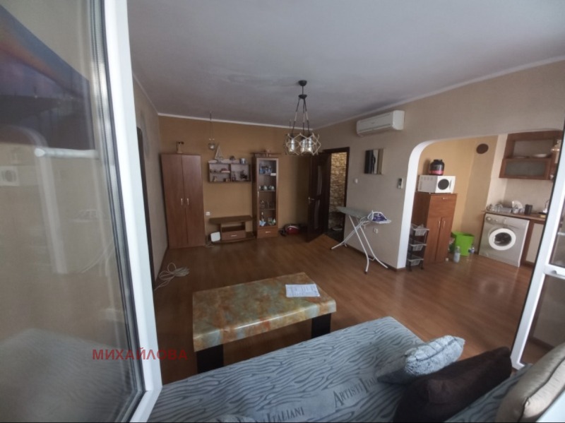 À venda  3 quartos Stara Zagora , Centar , 70 m² | 72867472