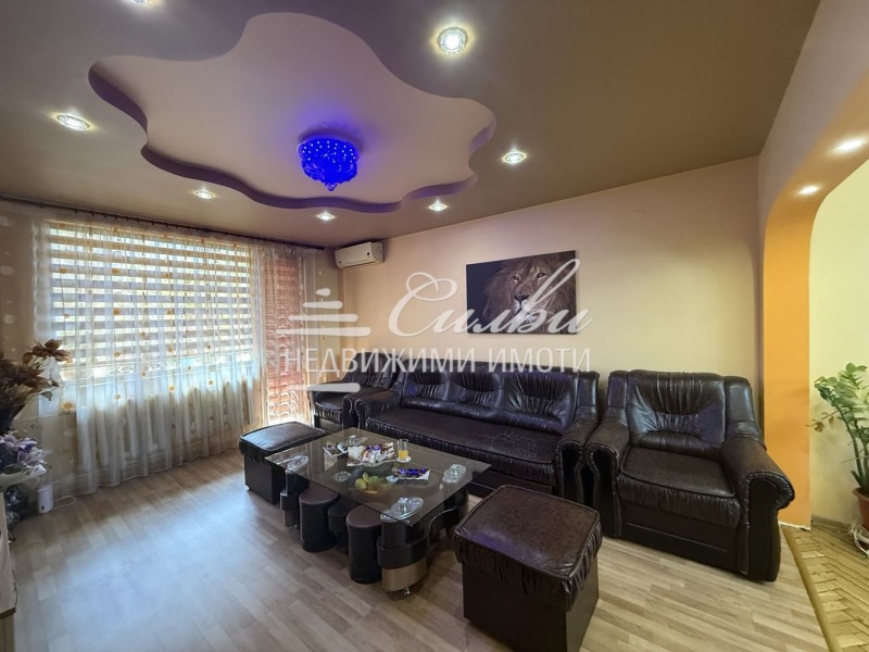 De vânzare  3 dormitoare Șumen , Divizionna bolnița , 98 mp | 92247956 - imagine [2]