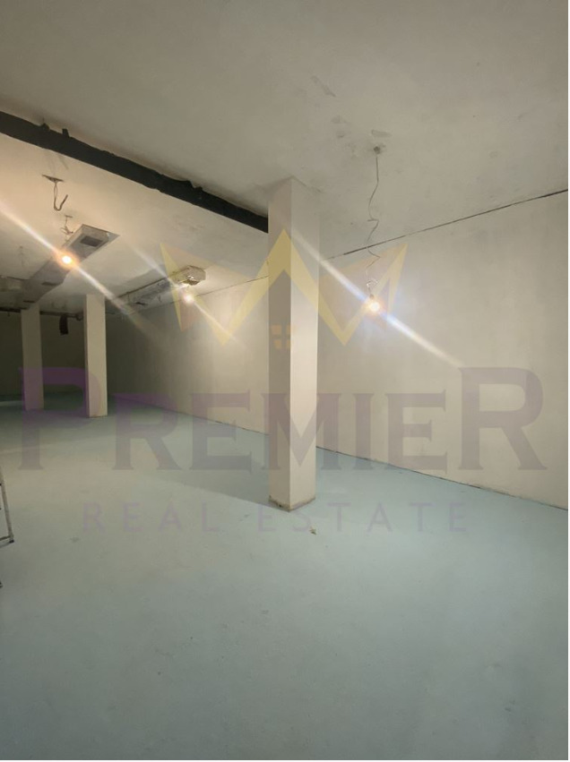 Te koop  Opslag Varna , Vazrazjdane 2 , 205 m² | 92971710