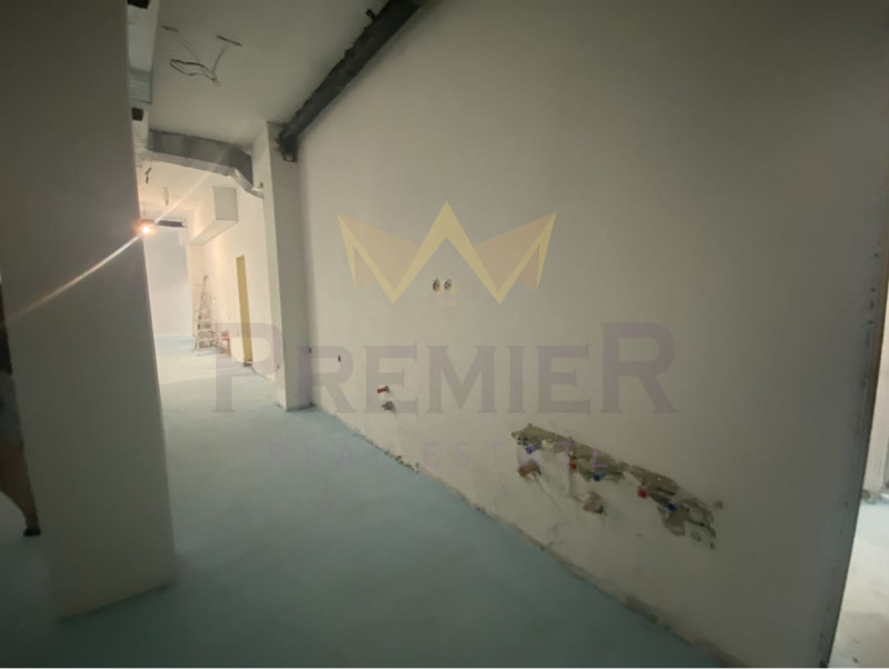 Te koop  Opslag Varna , Vazrazjdane 2 , 205 m² | 92971710 - afbeelding [8]