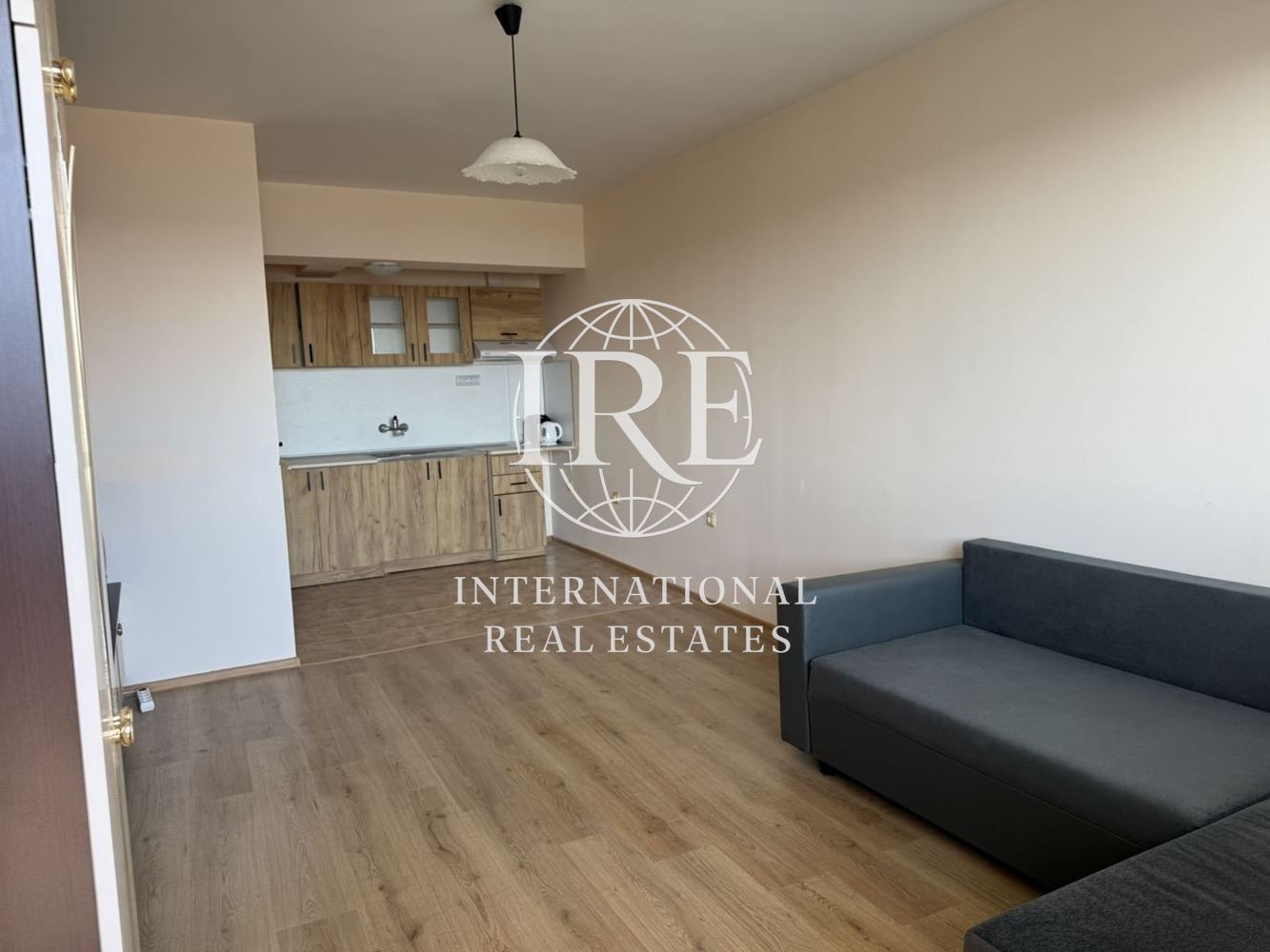 Продава 2-СТАЕН, гр. Варна, Бриз, снимка 4 - Апартаменти - 56626896