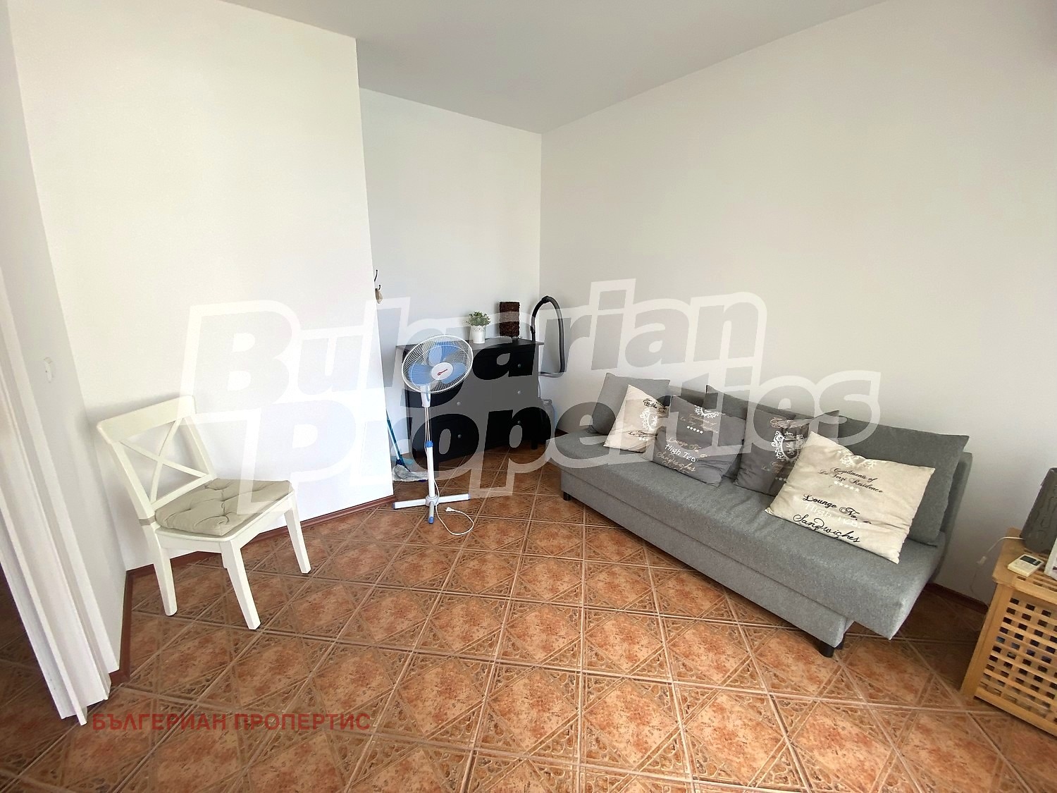 Продава МНОГОСТАЕН, с. Божурец, област Добрич, снимка 12 - Апартаменти - 55587548