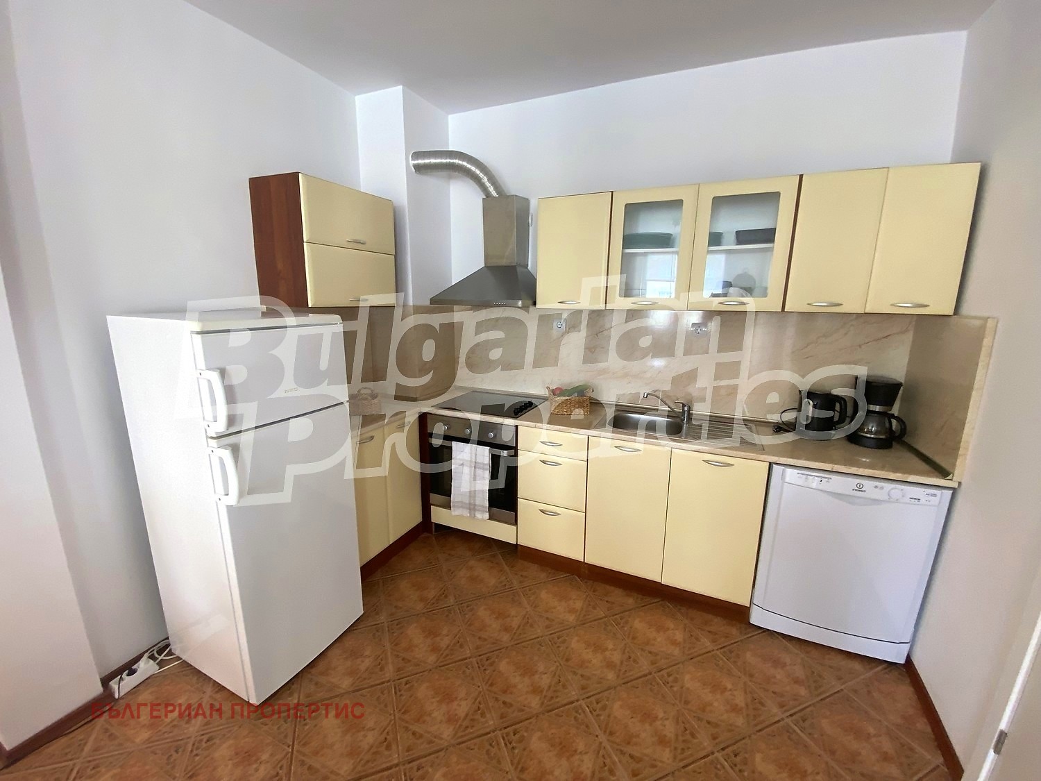 Продава МНОГОСТАЕН, с. Божурец, област Добрич, снимка 6 - Апартаменти - 55587548