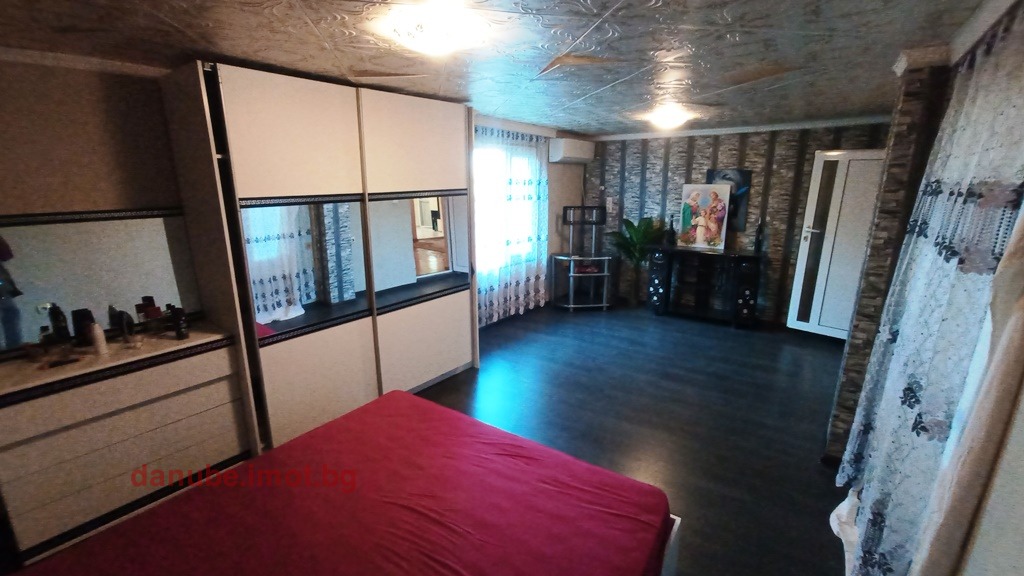 Продава КЪЩА, гр. Русе, Родина 2, снимка 10 - Къщи - 55341475