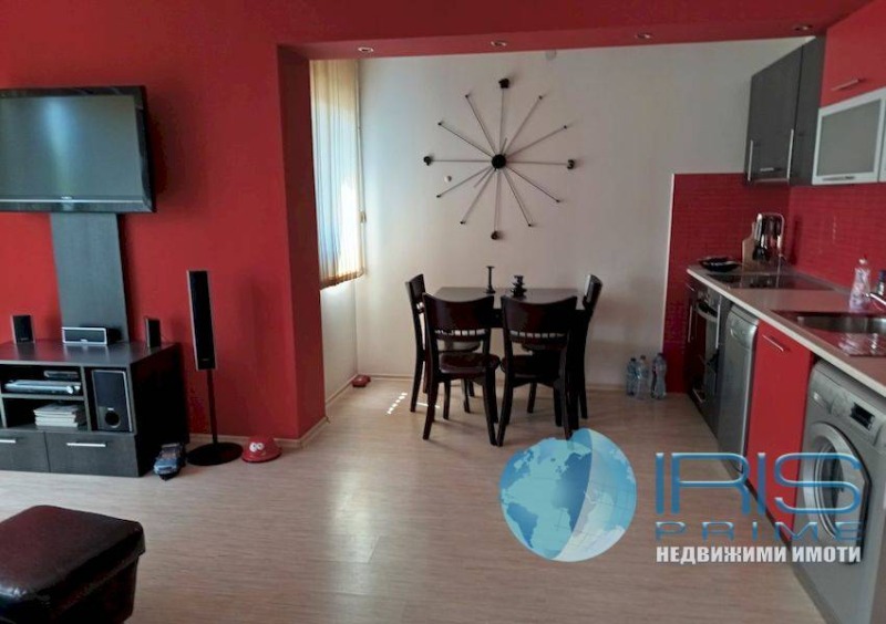 Продава 3-СТАЕН в град Шумен, Математическа гимназия - 102 кв.м / 195 000 € » 381 386.85 лв., ИРИС ПРАЙМ ЕООД