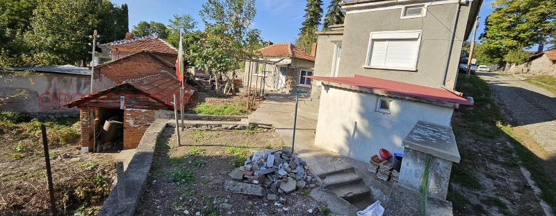 Till salu  Hus region Stara Zagora , Kirilovo , 130 kvm | 67877240 - bild [2]