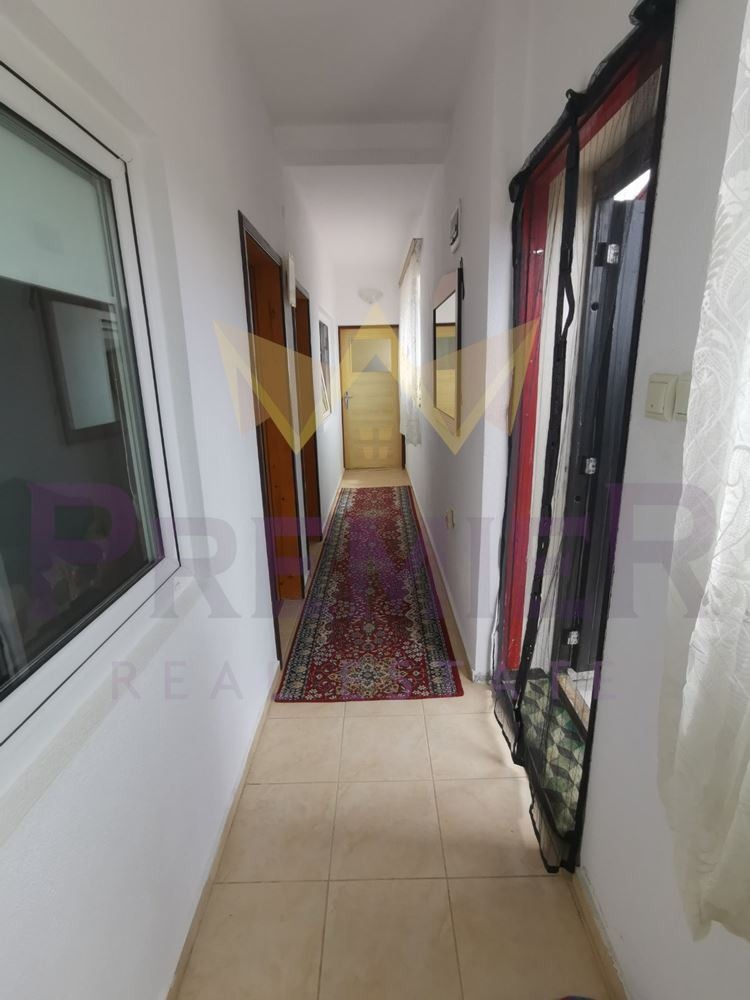 Продава КЪЩА, с. Соколово, област Добрич, снимка 5 - Къщи - 54225009