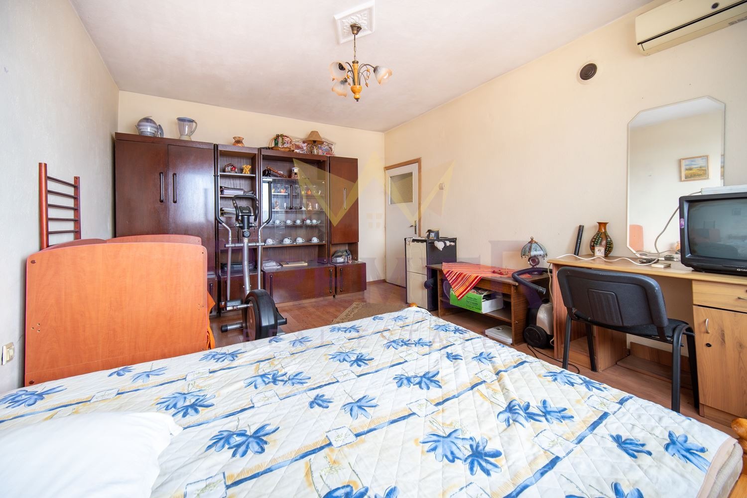 Продава ЕТАЖ ОТ КЪЩА, гр. Добрич, Рилци, снимка 6 - Етаж от къща - 54109605