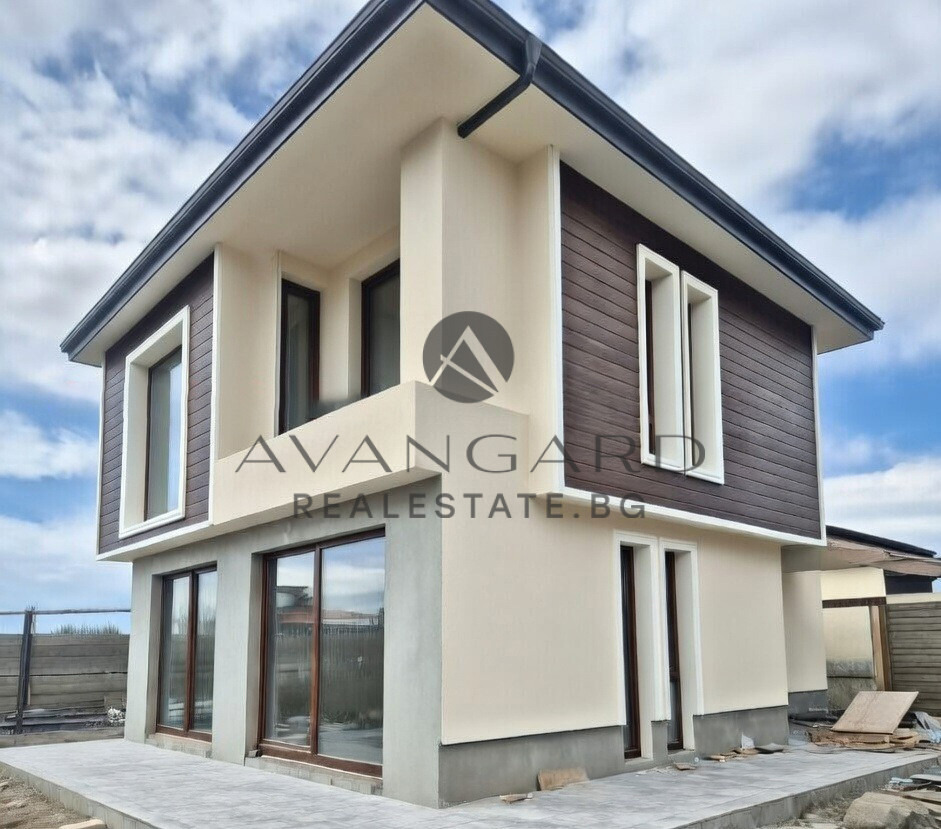Продава КЪЩА, с. Скутаре, област Пловдив, снимка 2 - Къщи - 54125447