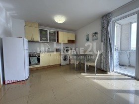 1 Schlafzimmer k.k. Sw.Sw. Konstantin i Elena, Warna
