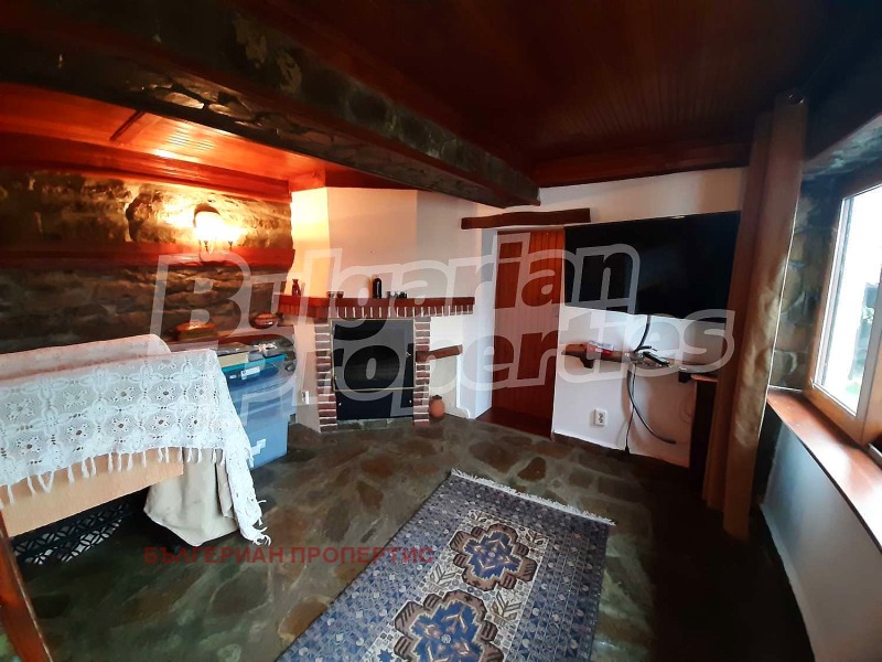 Продава КЪЩА, с. Петковци, област Велико Търново, снимка 15 - Къщи - 52049458