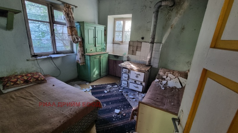 Продава КЪЩА, с. Фатово, област Смолян, снимка 8 - Къщи - 52316198