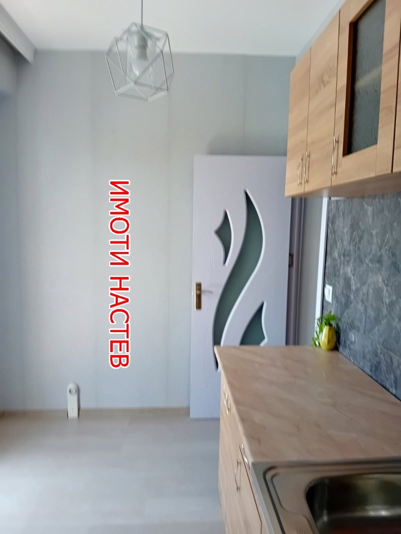 Продава  1-стаен град Шумен , Гривица , 41 кв.м | 79120769 - изображение [5]