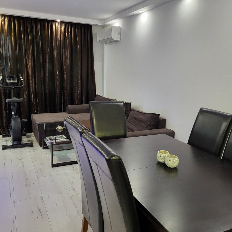 Продава  2-стаен, град Варна, Владислав Варненчик 1 •  129 000 € • ID 50859302 — holmes.bg - [1] 